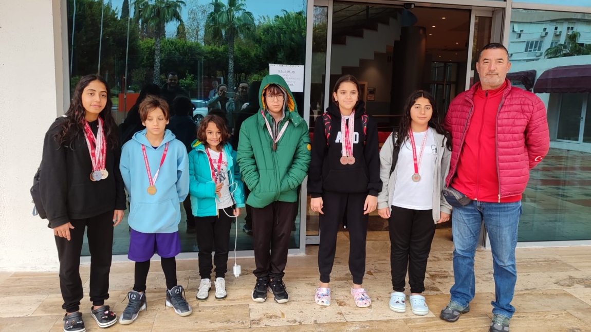 Yüzme Takımımız Antalya'da Madalyaları Topladı